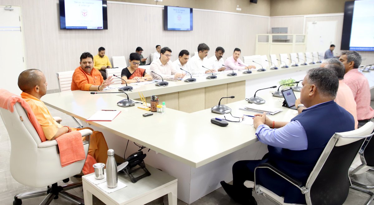 अधिक खर्च के कारण अधिकतर परिवारों में विभाजन की स्थिति में विवाद उत्पन्न होता है तथा कोर्ट केस भी होते हैं।

न्यूनतम स्टाम्प शुल्क होने से परिवार के बीच आपसी सेटेलमेंट आसानी से हो सकेगा: #UPCM <a href="/myogiadityanath/">Yogi Adityanath</a>