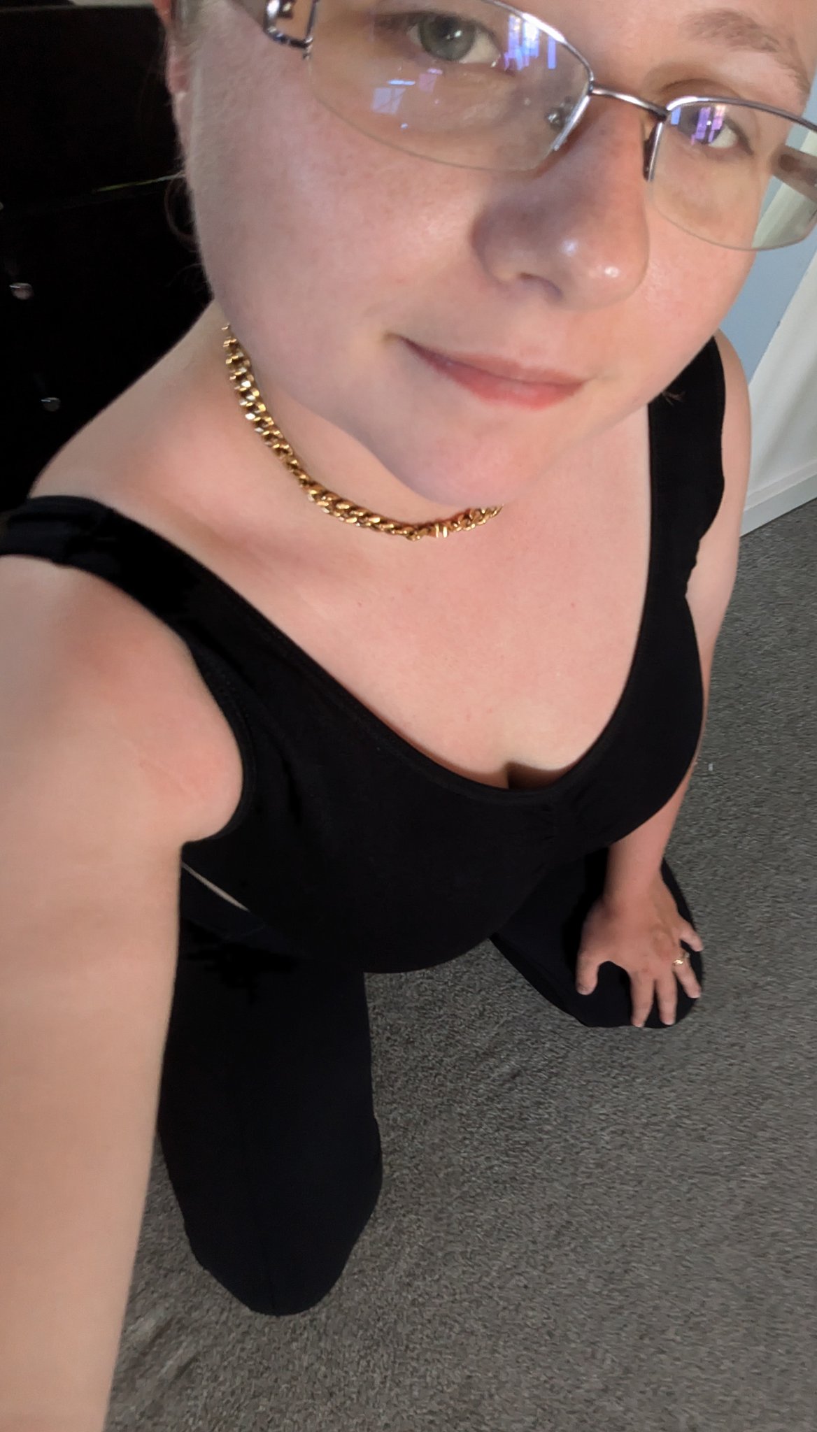 https://t.co/hSvVMyFk9S Subscribe and see it all and more.. #fansly #chubby #content https://t.co/OuJnOGJgbo