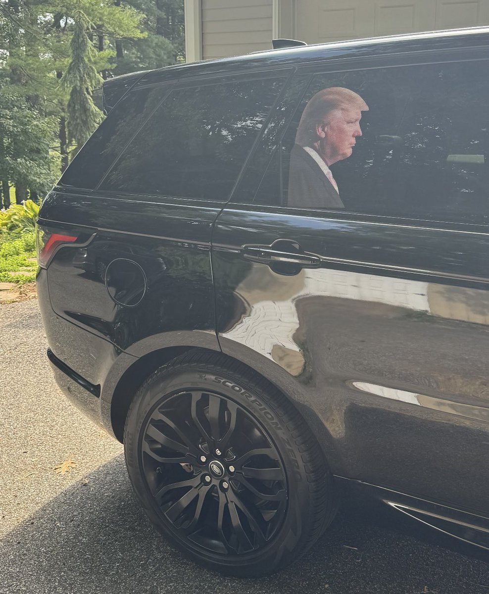 AtomicKVM's tweet image. Every day when I get into my car I smile about how many liberals I am going to make scream when I drive by them. 🇺🇸🇺🇸🇺🇸#NeverKamala #NeverTamponTim