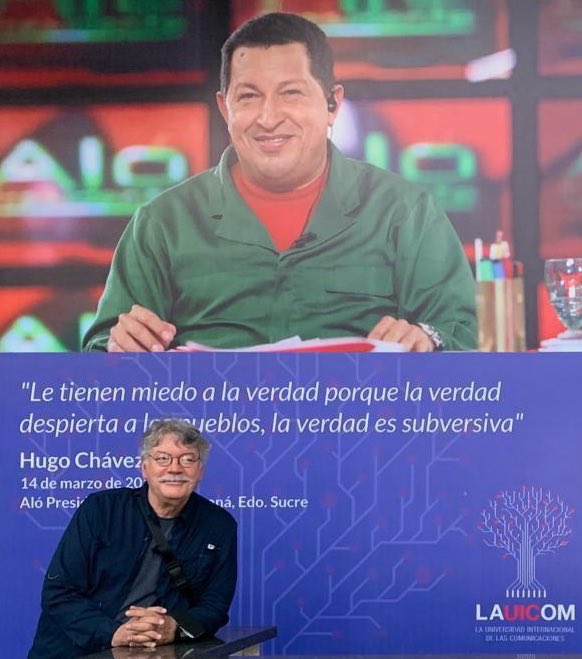 No vamos a esconder ni uno solo de nuestros afectos ni nuestras deudas con la lucha histórica del pueblo bolivariano, revolucionario, chavista y socialista de Venezuela. Más que nunca nuestro amor militante. Leales siempre, traidores nunca.