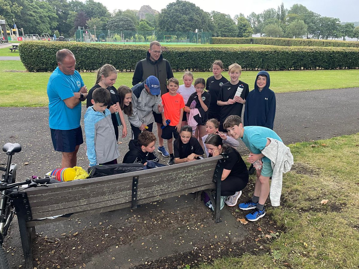 Our training had an early finish tonight so we could cheer on Josh Kerr to win silver 🥈 and break the British 1500m record 🏃 truly inspiring the new generation of athletes 💙 #inspired

<a href="/scotathletics/">scottishathletics</a> <a href="/joshk97/">Josh Kerr</a> <a href="/SALDevelopment/">SALDevelopment</a> <a href="/LindsayMcMaho15/">Lindsay McMahon</a>