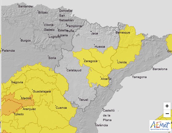 112Aragon's tweet photo. ⚠️ACTUALIZACIÓN de avisos meteorológicos para mañana, día 7:
🟡🌡️Amarillo por #temperaturas máximas en, #Huescasur, #RiberadelEbro y #BajoAragón, entre las 13 h y las 21 h.
🟡⛈️ Amarillo por #tormentas en #Pirineooscense activo actualmente, hasta las 6:00h del miércoles, día 7 https://t.co/8NHWM2yqn7
