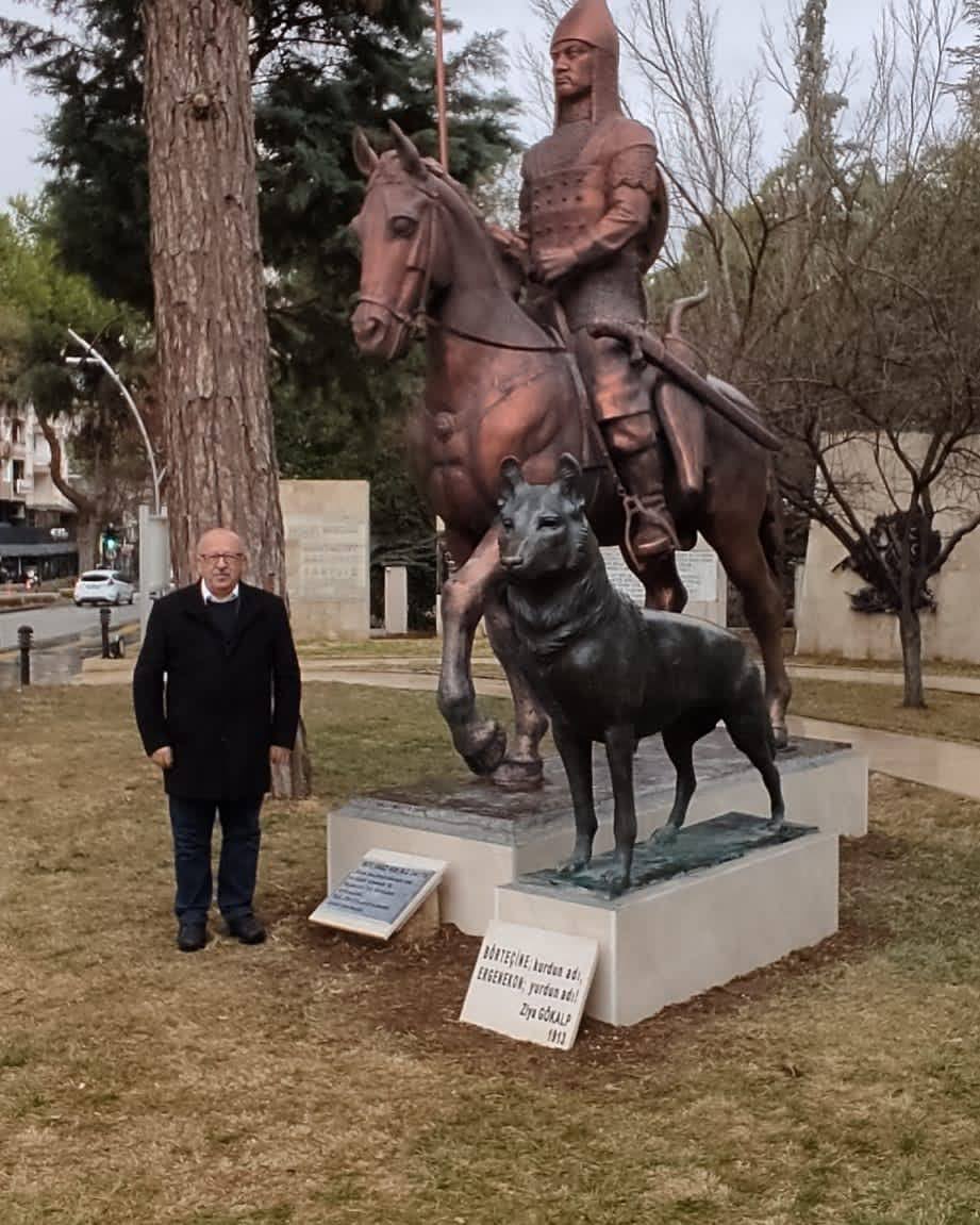 Ne mutlu Türküm diyene.