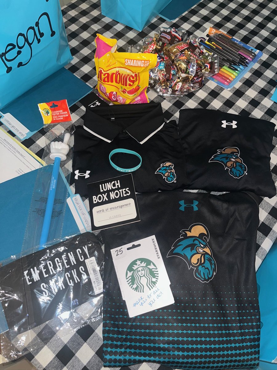 ccusaas's tweet photo. Leveled up with some new gear! Thank you, Alise! You are the best! 

#ChantsUp #NewGearNewYear https://t.co/QlB0gs7SaZ
