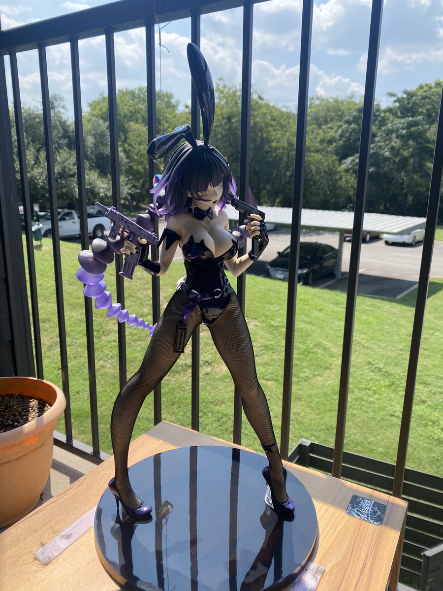crilioon's tweet photo. @tomapocpo guys shes here… https://t.co/XU4YUAAjOq