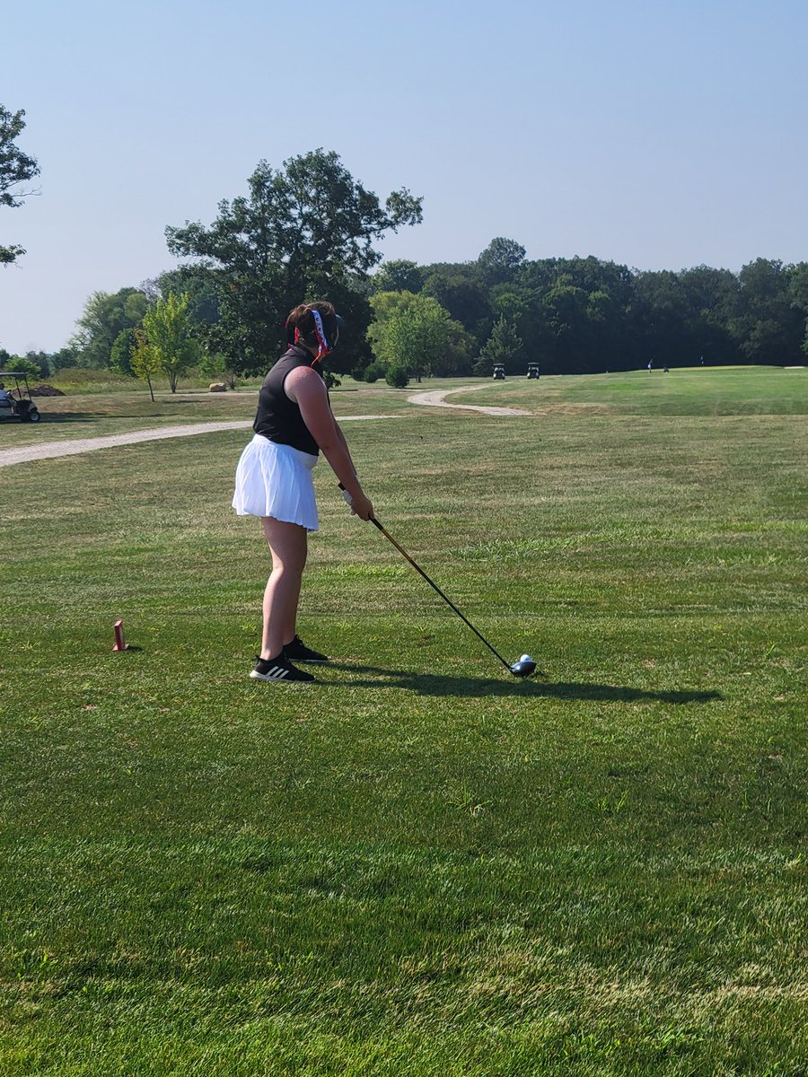 CirclevilleGolf's tweet photo. Big 1st Place🏆 finish today for the Girls in the MSL Tournament #1 at Crown Hill to start league play! We were led by tournament medalist🥇 Isabelle with a career-best 78, followed by Ava with 111, Maddux 114 (with a first ever birdie!l, &amp; Lis 119! ⛳️🏌‍♀️🐯💪 https://t.co/MwLZiPqsdu