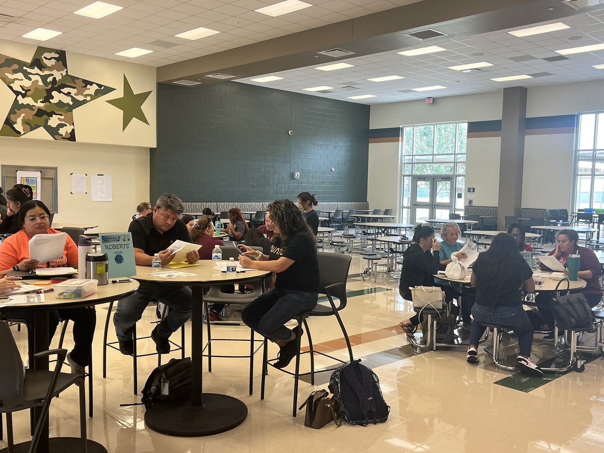 Meet Me in the Middle tweet media