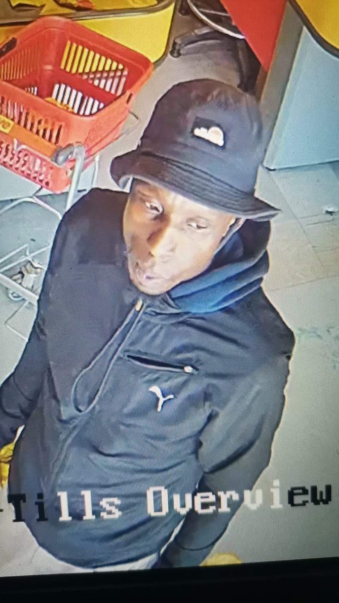 These suspects shot and killed a customer trying to stop a robbery at U-Save Shoprite in Dobsonville, EXT 3 in Soweto...