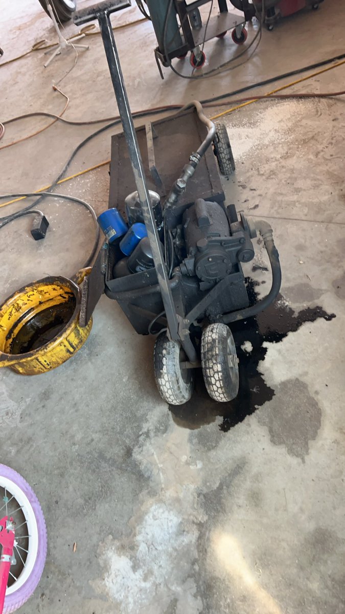 Highrisktravis tweet media