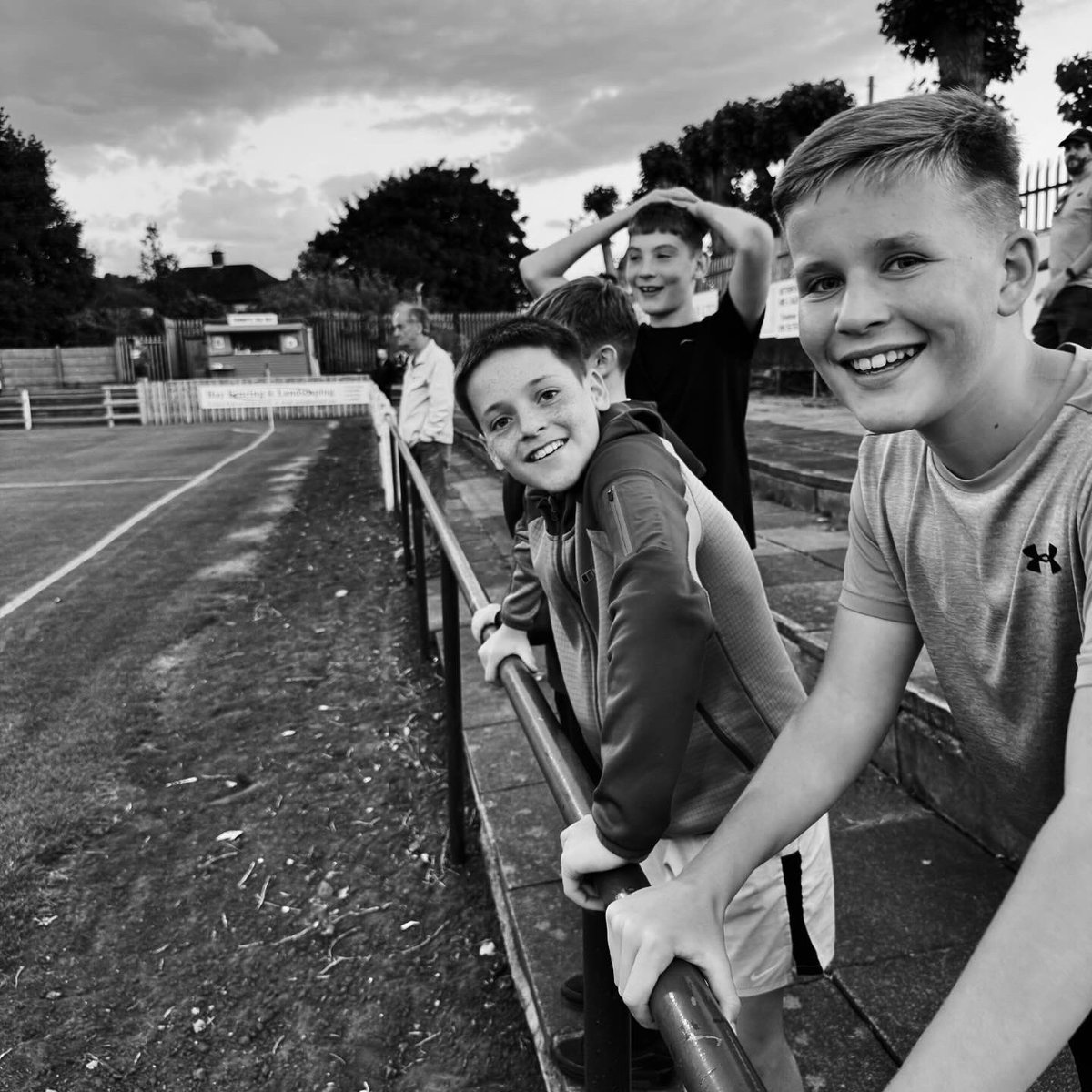 mjfitzmusic's tweet photo. Hillheads crew ⚽️ https://t.co/989sbO3fOF