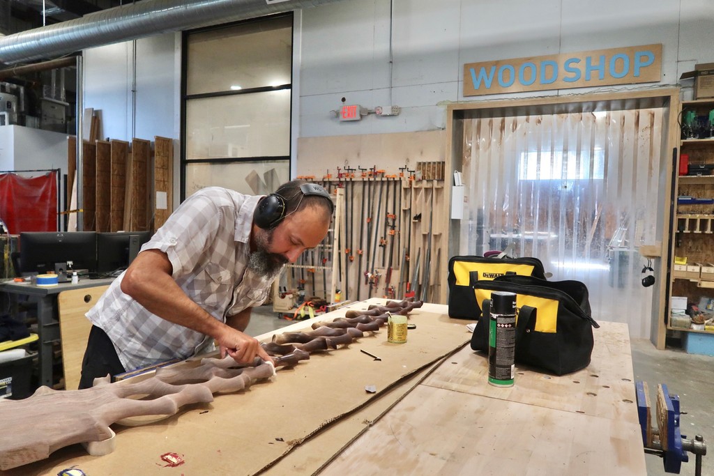 Meet Javier, the talented woodworker and Artisan Accelerator participant who is turning wood into wonders right here in our makerspace! 

Join and become a part of the #nextfabmade community!
nextfab.com/join/