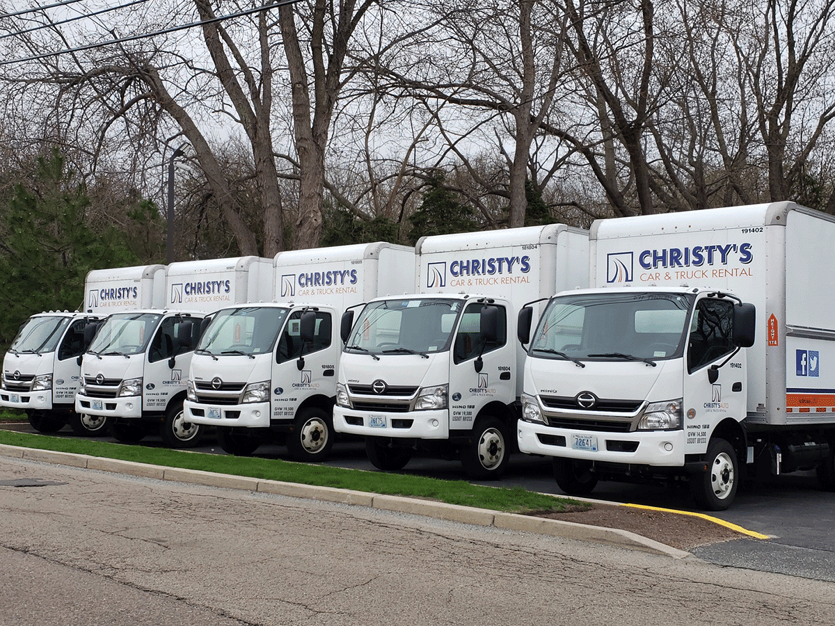 CHRISAUTOINC's tweet photo. Need a reliable box truck rental in Providence, RI? Christy’s Car &amp; Truck Rental offers affordable, high-quality box trucks in four sizes: 14’, 16’, 18’, and 26’. All trucks come with lift gates or ramps for easy loading.

Reserve now: https://t.co/FSXHHR7CNx https://t.co/mNPVVwk80W