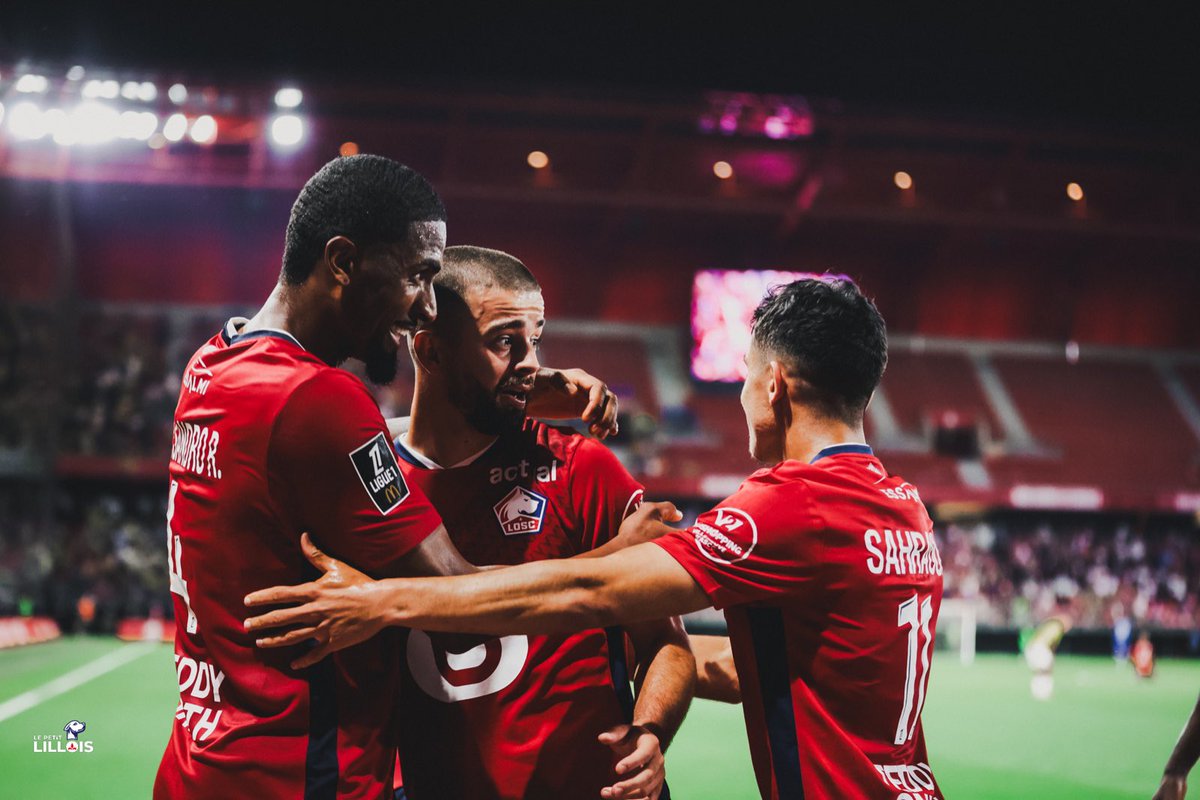 📸 La 𝗝𝗢𝗜𝗘 des Dogues sur le but d’𝗘𝗱𝗼𝗻 𝗭𝗵𝗲𝗴𝗿𝗼𝘃𝗮… 😍 Et c’est cadeau ! 🎁 #LOSCFSK