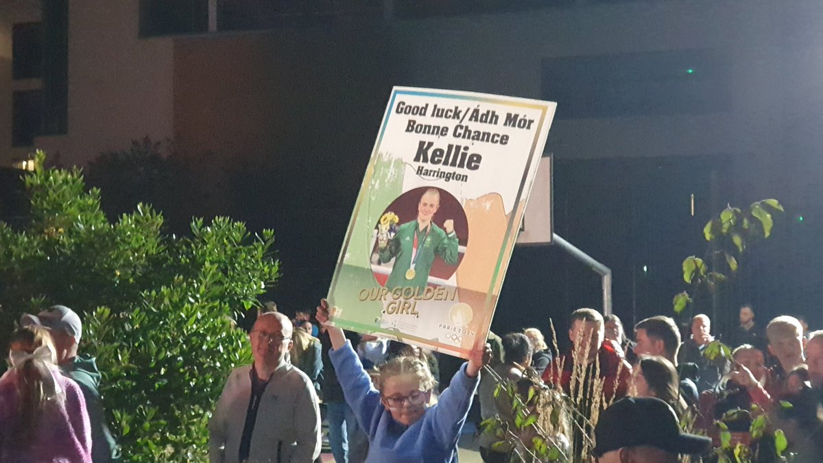CiaranCuffe's tweet photo. Got to say, #kellieharrington has done Ireland and Dublin's #NorthInnerCity proud! Lovely atmosphere in #DiamondPark #OlympicGames #Olympics2024Paris https://t.co/06JiXXeIjt