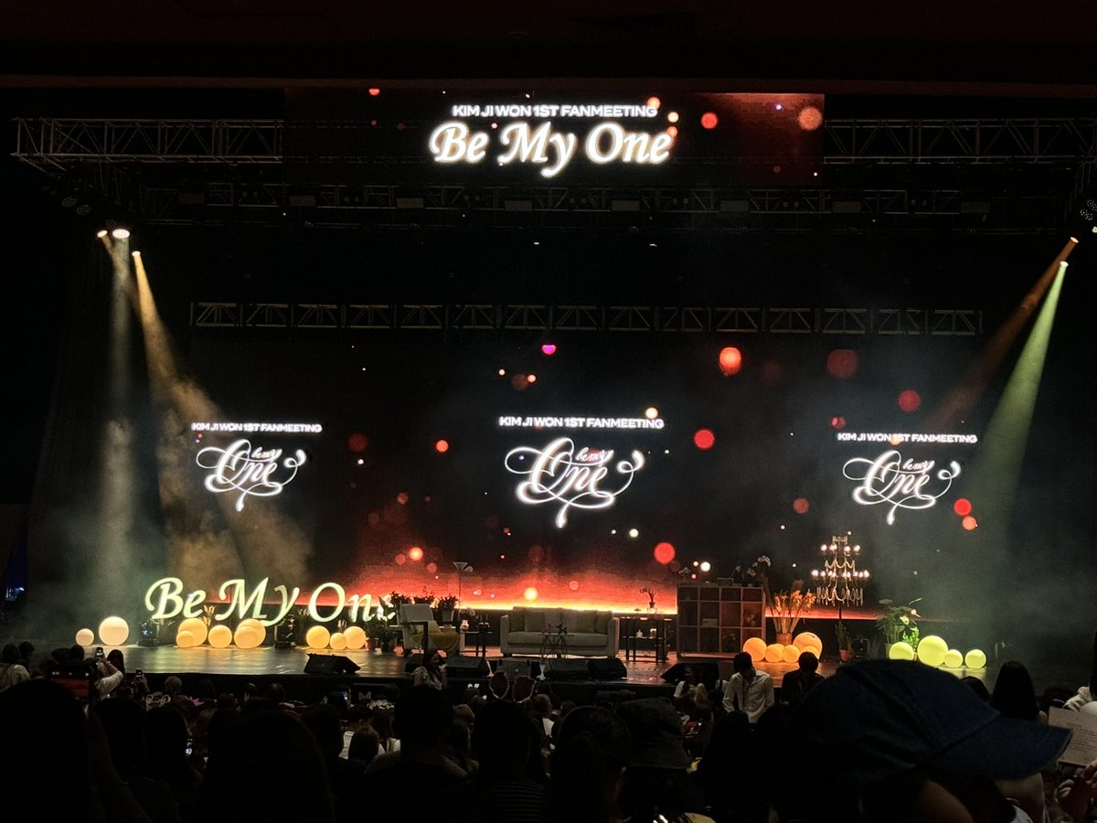 medusa 🥀🌓🩸 tweet media