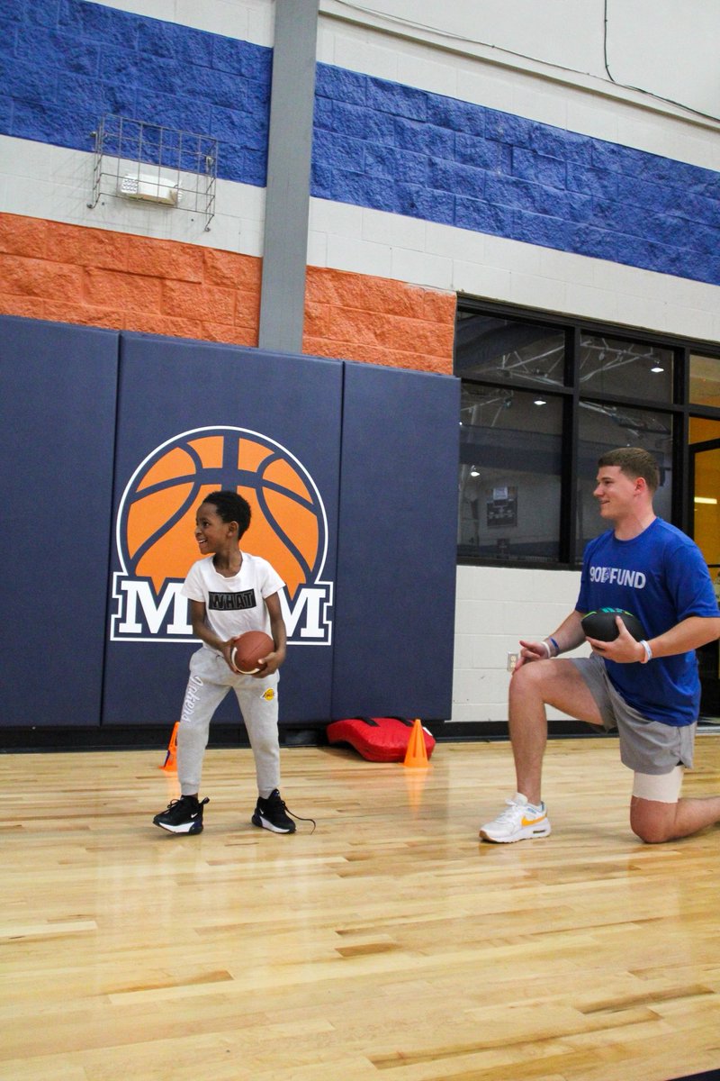 Max_Walenta's tweet photo. Thank you @MAM_Sports for having me and my teammates at the flag football camp! I loved coaching Memphis youth through some 🏈 drills. To support MAM and their incredible mission, visit https://t.co/MhmugFcNVC to find out how you can get involved! #ad @901fund https://t.co/03eJyqZwKp