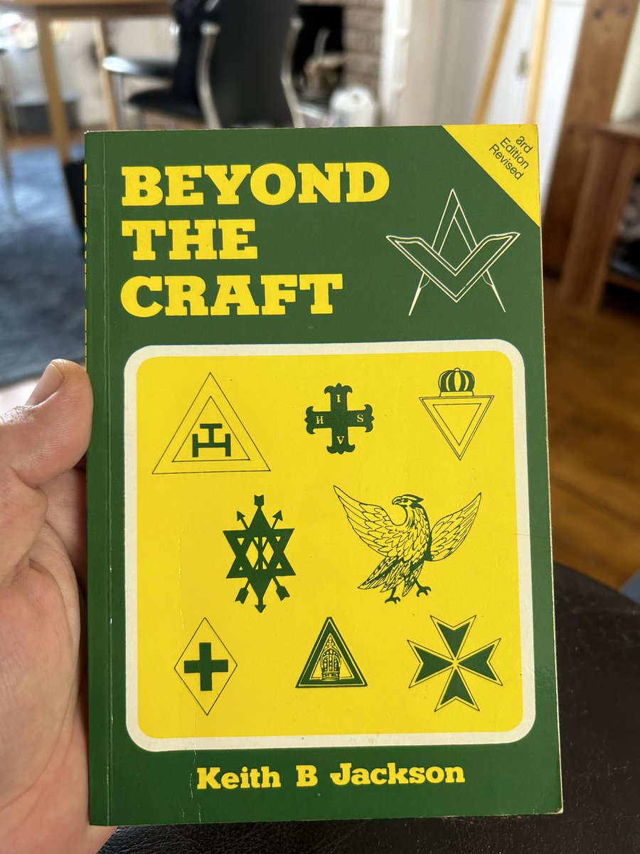 likemindedfree1's tweet photo. #Beyondthecraft anyone read this? #Freemasons #Masonic https://t.co/JV2ZtF5JxZ