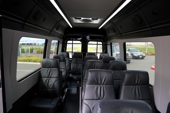 SFEliteLimo's tweet image. 🚗✨ Travel in Style with Elite Limousine Inc.! ✨🚗

From sleek sedans to luxurious stretch limos, our fleet has the perfect ride for any occasion. Experience comfort and elegance with every journey.

Visit elitelimousineinc.com

#EliteLimousine #LuxuryTravel #TravelInStyle