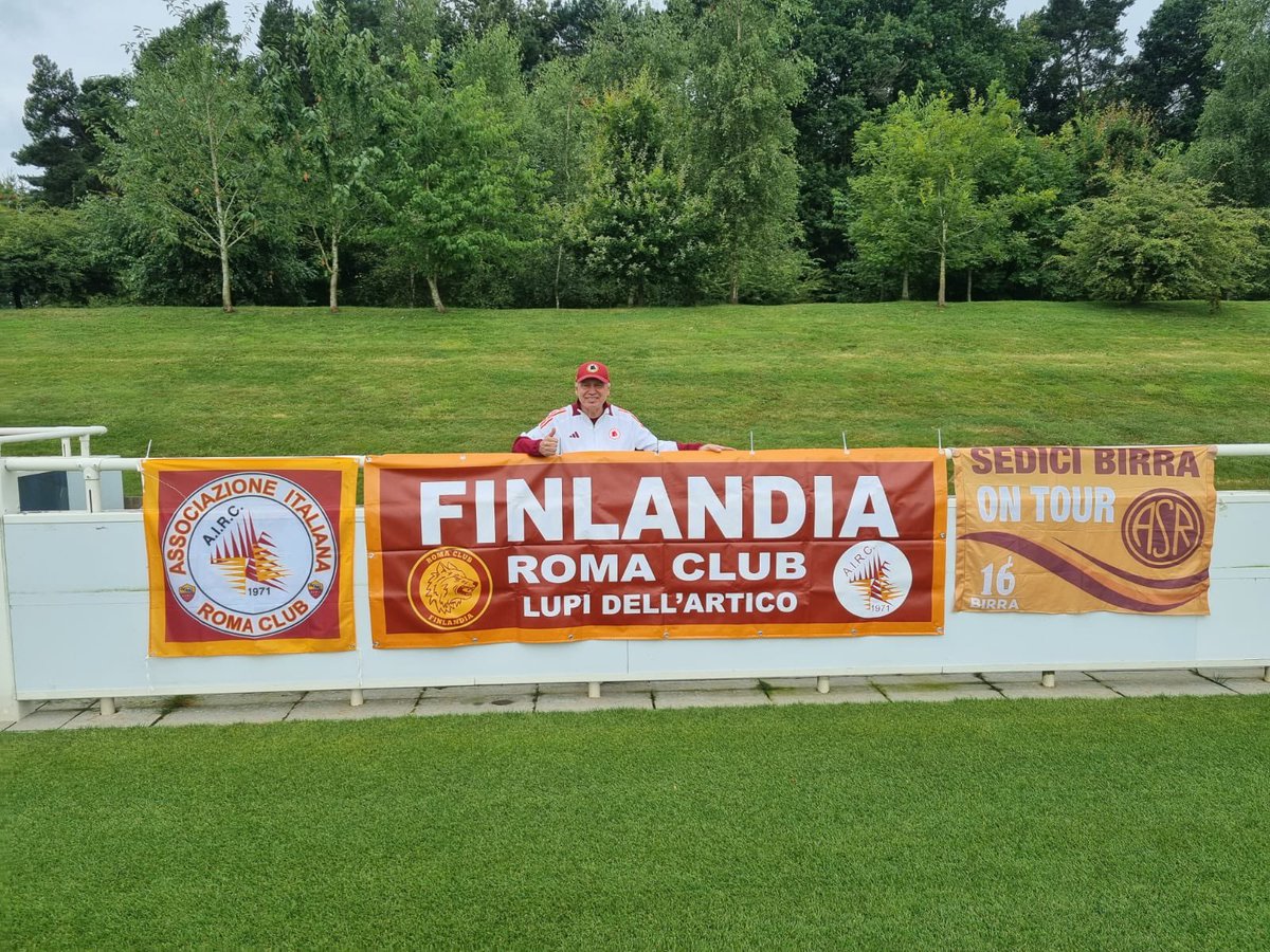 Presenti! Grazie <a href="/RomaClubFINLAND/">Roma Club Finlandia</a> <a href="/JuhaAhtiai73184/">Juha Ahtiainen</a> #barnsleyroma #romabarnsley