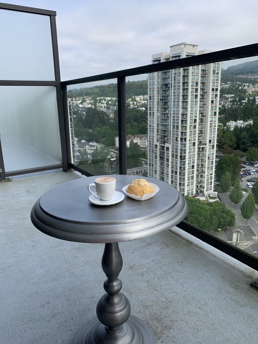 Rondolo4's tweet image. I am almost a real adult now, except I got Twitter instead of a morning paper.