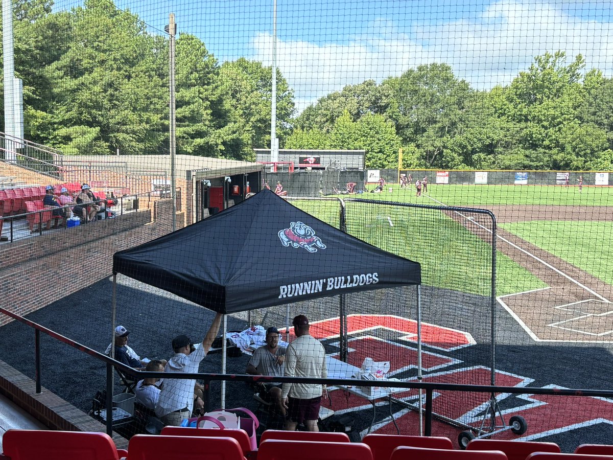 o1dmanstr3ngth's tweet image. @VanmeterGarrett and USA Prime went 3-0 at Gardner-Webb University. During Friday’s evaluation G hit 1HR and 2 GRDs in 10 swings. He also ran a personal best 7.13 in the 60, had a 89 mph arm velo from the OF, and was 93 exit velo off the tee. Then hit another HR during game #2.