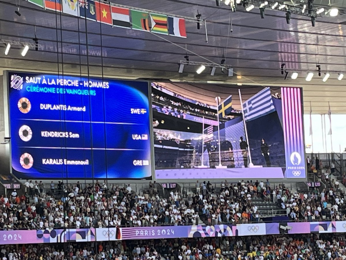 Einen Tag nach seinem Weltrekord bekommt Stabhochspringer Mondo Duplantis seine Medaille. #Paris2024 #dpareporter