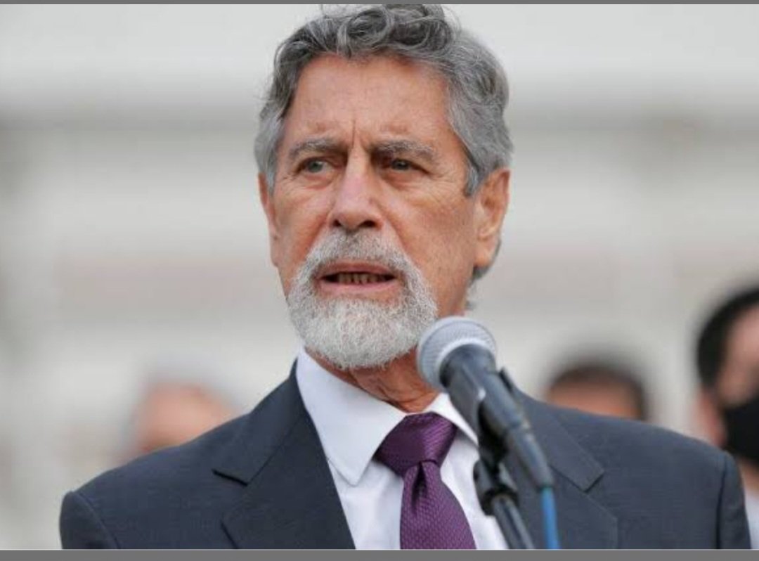 delurens's tweet image. Amigos Tuiteros. Si Mañana Fueran Las Elecciones Presidenciales. ¿Por quién votarías?

Francisco Sagasti      Keiko Fujimori

          🔄    RT                 Me Gusta. 🧡