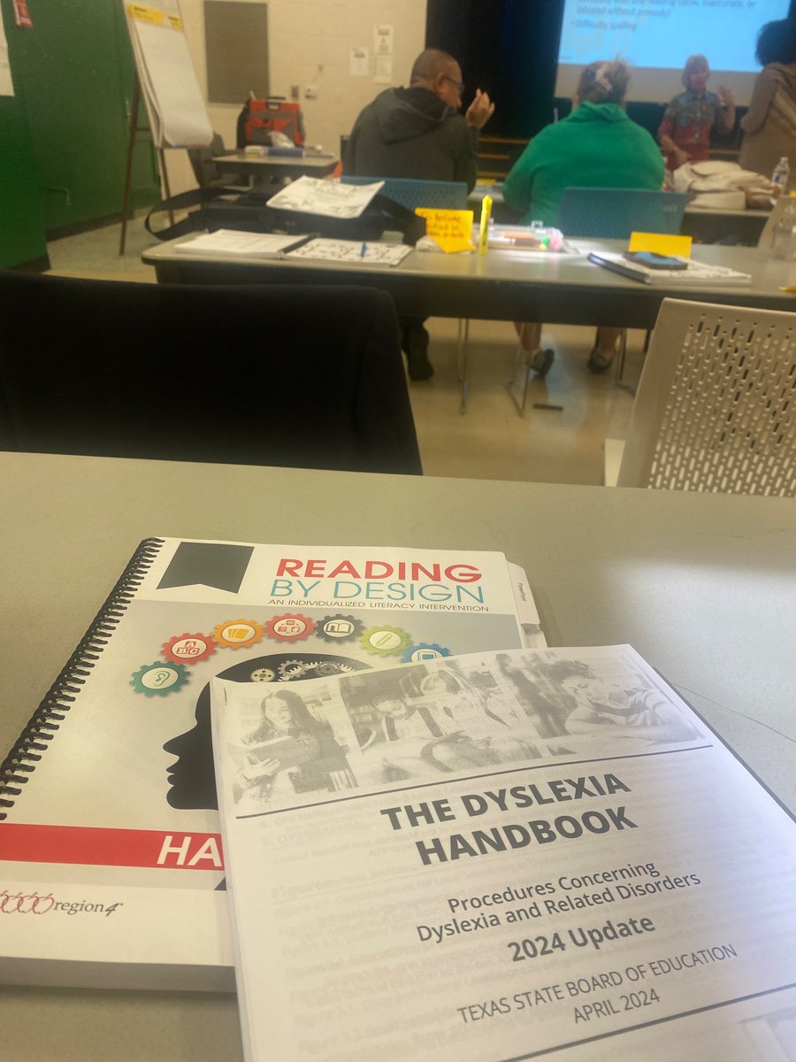 MsAinHTX's tweet photo. Science of Reading and structured methods to teach reading ! 
We need to move past methods that are not researched based that teach guessing and not reading ! 
📖 https://t.co/3ZGhKplp0H