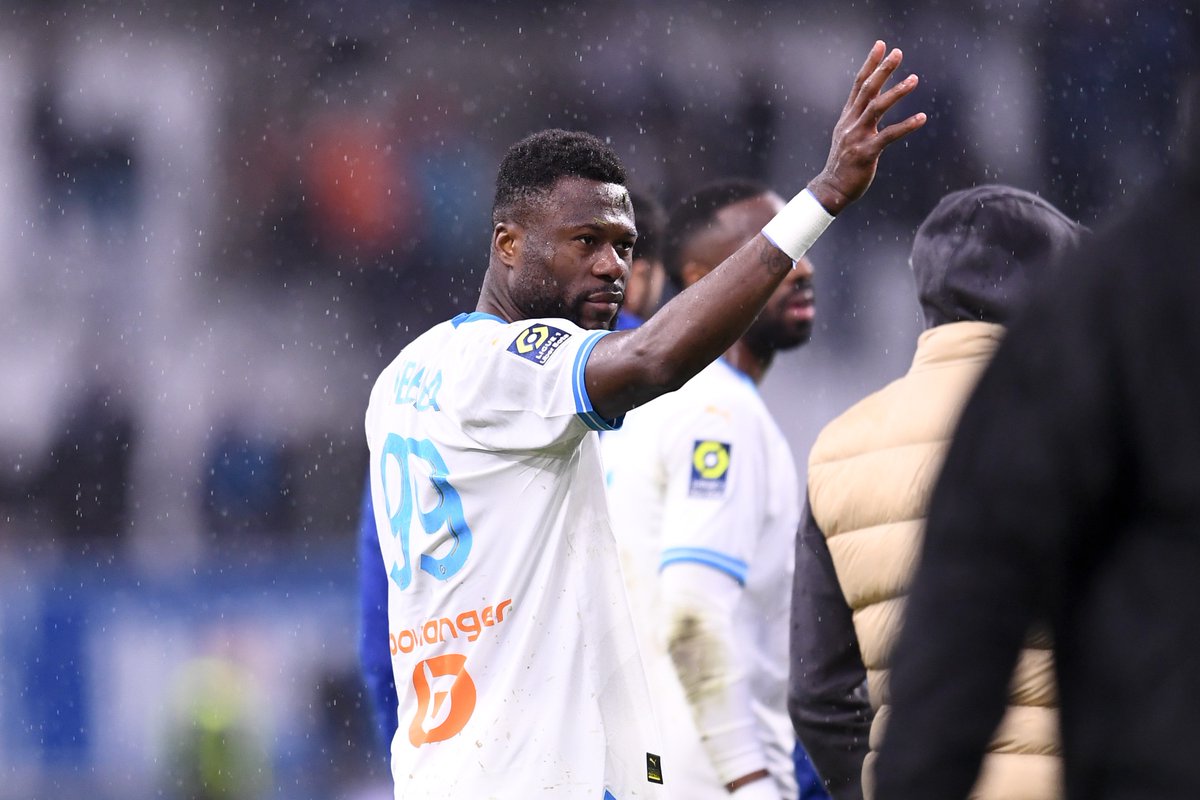 ActuFoot_'s tweet photo. 🚨🚨 𝗖𝗛𝗔𝗡𝗖𝗘𝗟 𝗠𝗕𝗘𝗠𝗕𝗔 𝗘𝗦𝗧 𝗠𝗜𝗦 𝗔̀ 𝗣𝗜𝗘𝗗 𝗣𝗔𝗥 𝗟𝗔 𝗗𝗜𝗥𝗘𝗖𝗧𝗜𝗢𝗡 𝗗𝗘 𝗟’𝗢𝗠 ! 🤯👋

(@FabriceHawkins) https://t.co/WMdcporIuU