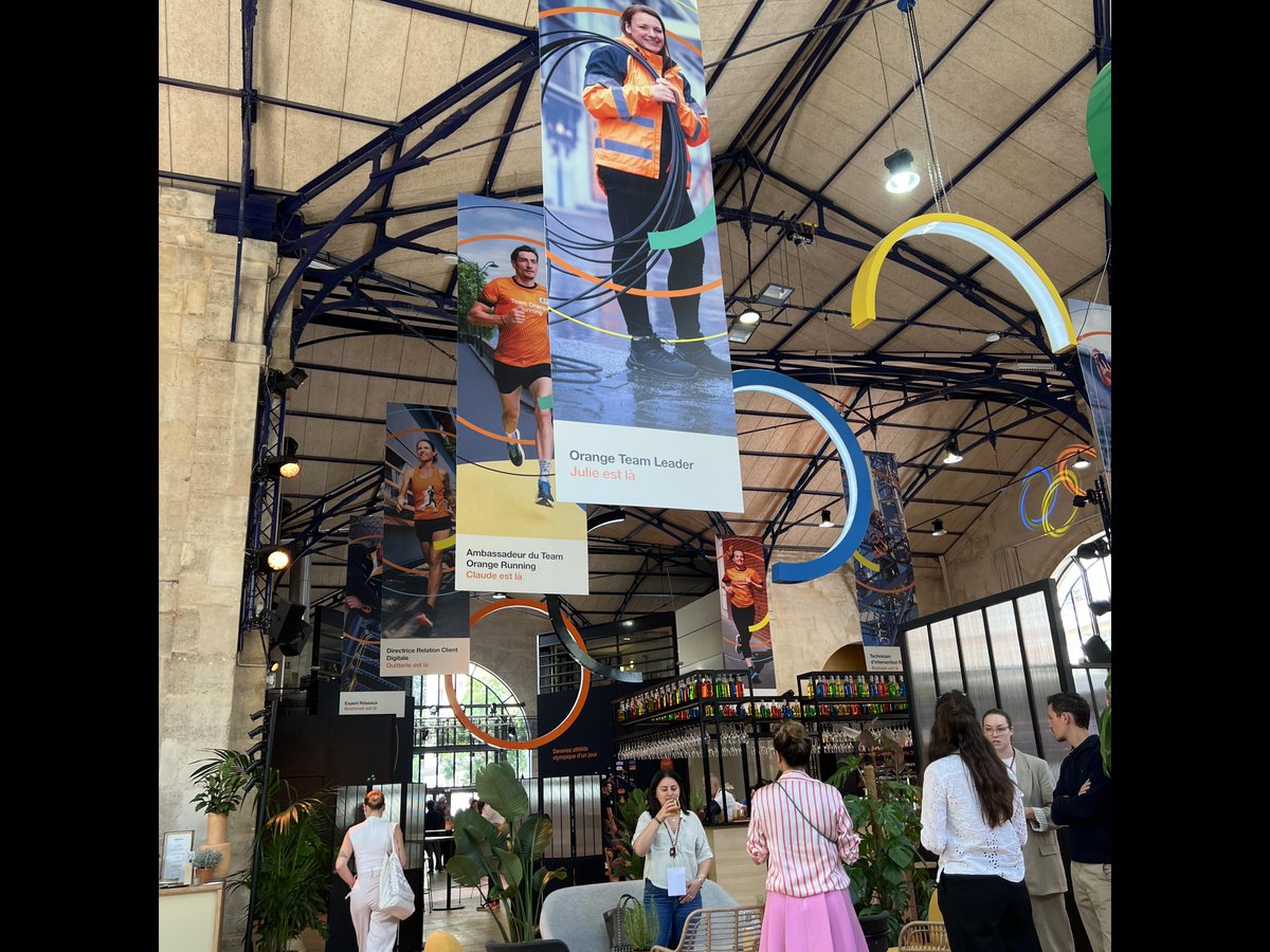 Mari-Noëlle Jégo-L (@mno_jl) on Twitter photo Pour #Paris2024, la Halle des Blancs Manteaux se met aux couleurs de l’inclusion avec <a href="/orange/">Orange</a> !🚀
Parmi les démos : une tablette vibrante pensée pour les déficients visuels, permettant de suivre en direct la position du ballon.
On révolutionne la technologie sportive ! 👏 Pour #Paris2024, la Halle des Blancs Manteaux se met aux couleurs de l’inclusion avec <a href="/orange/">Orange</a> !🚀
Parmi les démos : une tablette vibrante pensée pour les déficients visuels, permettant de suivre en direct la position du ballon.
On révolutionne la technologie sportive ! 👏
