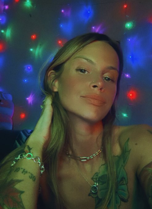 MFC today at 4pm 🫶🏻 https://t.co/p2MrH7IhGJ<a href="/tag/goddess"class="tags"><span>#goddess</span></a><a href="/tag/findom"class="tags"><span>#findom</span></a><a href="/tag/onlyfans"class="tags"><span>#onlyfans</span></a>