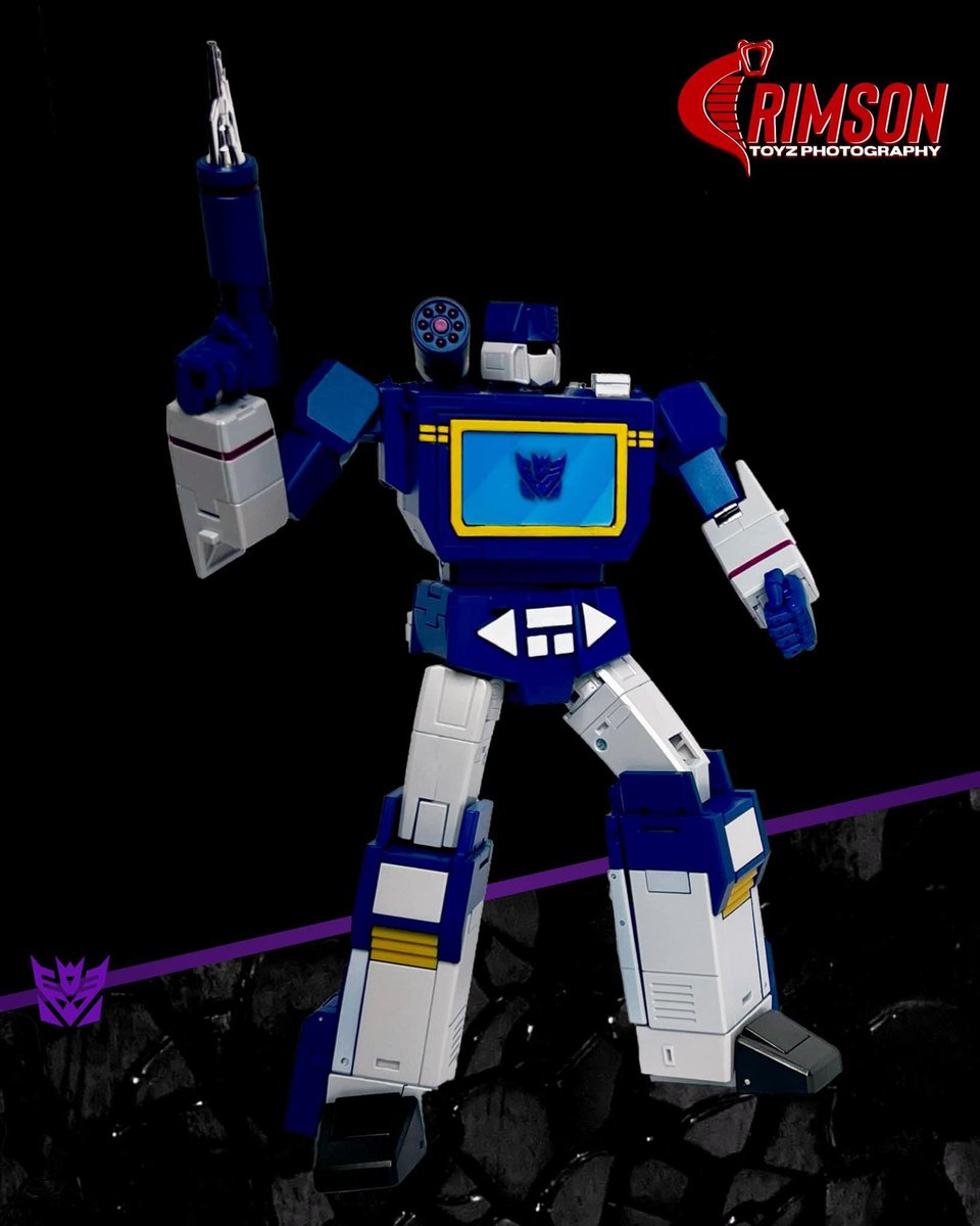 CRIMS0NTOYZ's tweet image. 🅂🄾🅄🄽🄳🅆🄰🅅🄴 • 🄳🄴🄲🄴🄿🅃🄸🄲🄾🄽

by Robot Paradise (RP-01 Acoustic Wave)

• some custom yellow paint accents &amp;amp; chest plate •

#transformers #robotparadise #fanstoys #soundwave #decepticon #toyphotography