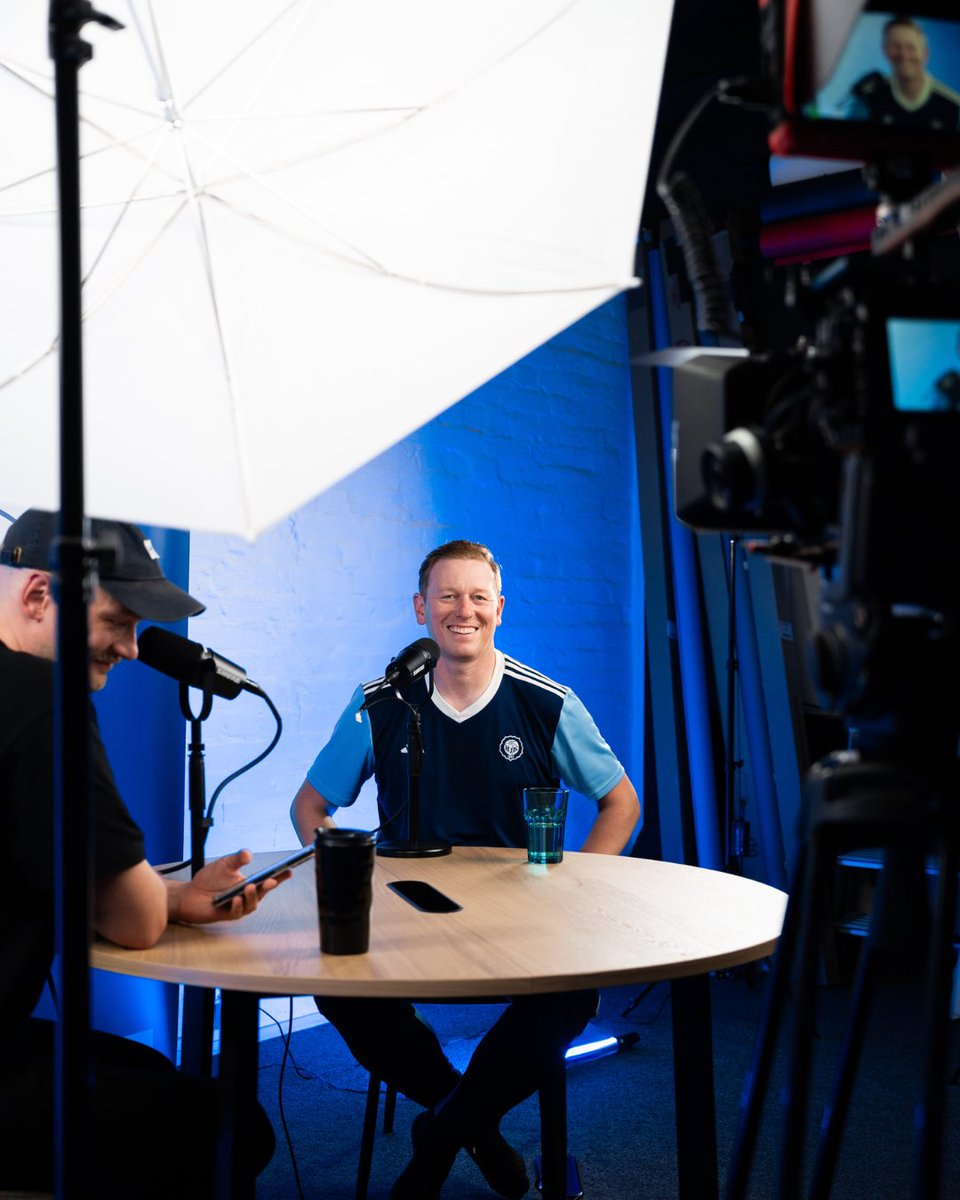 🎧 𝗞𝘂𝘂𝗻𝘁𝗲𝗹𝗲 𝗠𝗶𝗸𝗮𝗲𝗹 𝗙𝗼𝗿𝘀𝘀𝗲𝗹𝗹𝗶𝗻 𝗷𝗮𝗸𝘀𝗼

ℹ️ Jakso löytyy Spotifysta sekä HJK TV:n Youtube-kanavalta.

▶️ Kuuntele ja tilaa kanava: 
🔗 open.spotify.com/episode/62s0NG…

#HJK #Veikkausliiga