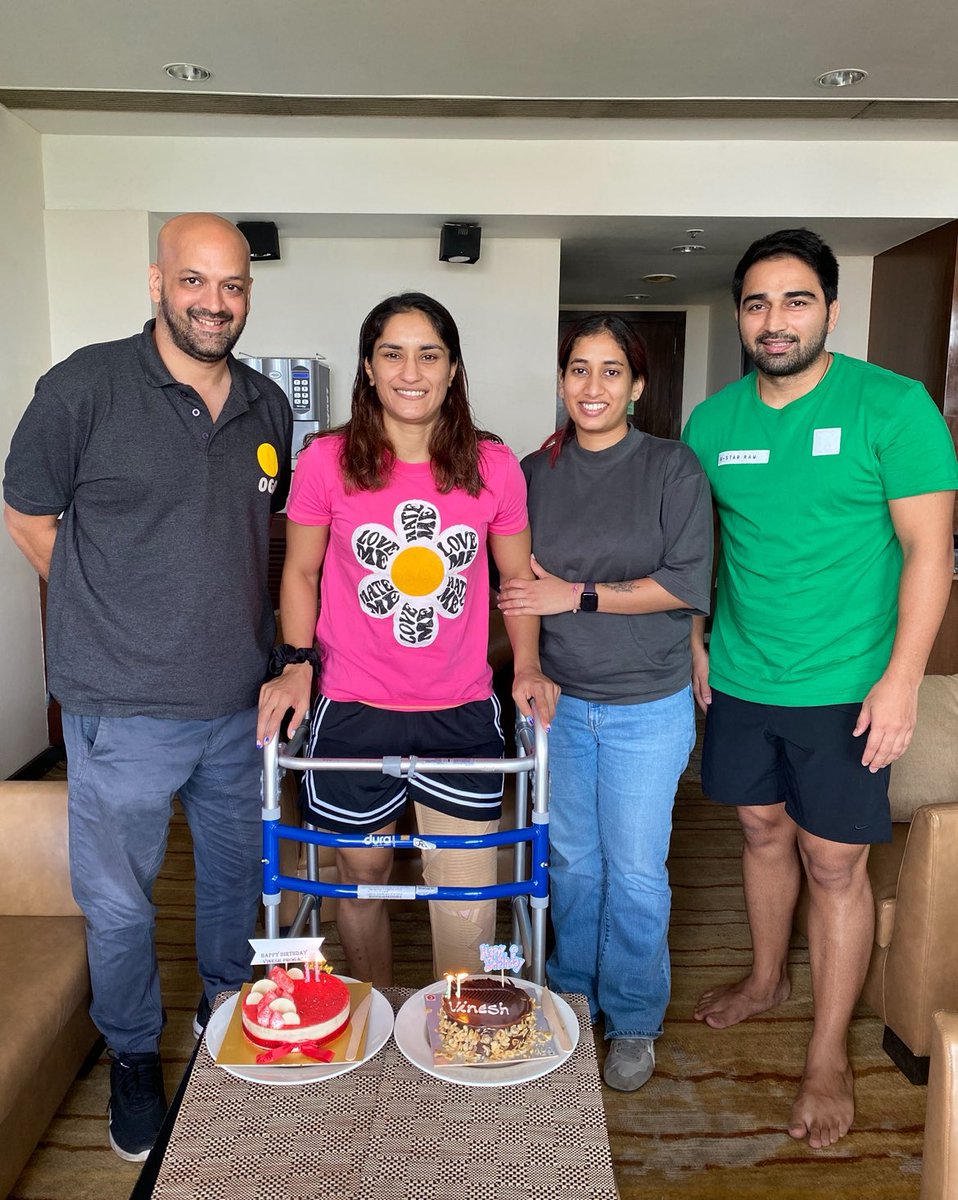 17th Aug 2023 -ACL Surgery 

25th Aug 2023 -Vinesh 29th Birthday. We made a promise to get her in best shape for Paris

6th Aug 2024-Vinesh becomes the first Indian female wrestler to reach the final of the Olympics

I know she is only aiming for🥇

Stuff of dreams 🇮🇳 <a href="/OGQ_India/">OGQ</a>