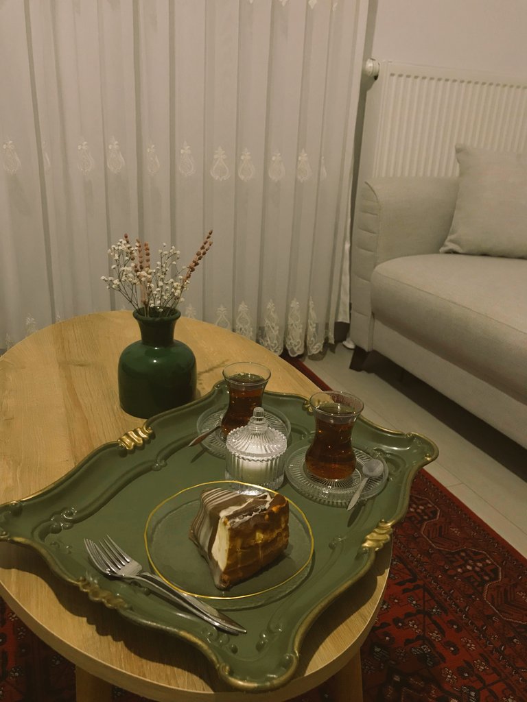 aslainaamam's tweet photo. Güzel evim🌿 https://t.co/tO8ftvSxyU