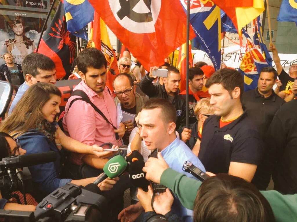 PedroChaparroDN's tweet photo. Encendamos en Badalona la chispa que lamentablemente no llegó a prender en Gata de Gorgos .
Un Marroquí ha asesinado un hombre al que pretendía robar. RECONQUISTA Ó BARBARIE https://t.co/l2mJIphTGi