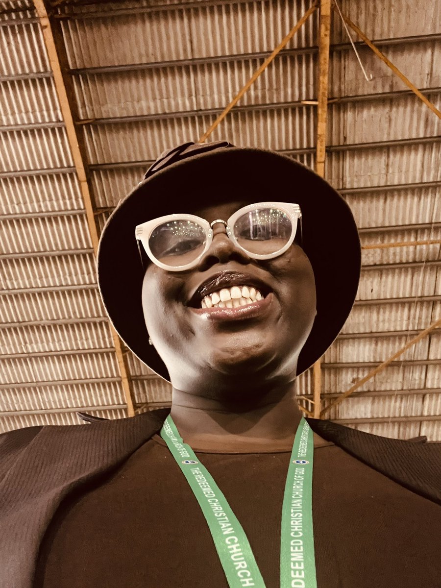 aderinsolaoluwa's tweet photo. Got ordained as a deaconess in RCCG today. ❤️‍🔥

A new flock of Gen-Z deacons have entered the groupchat. 🤌🏾 https://t.co/2RoS9fyLV4