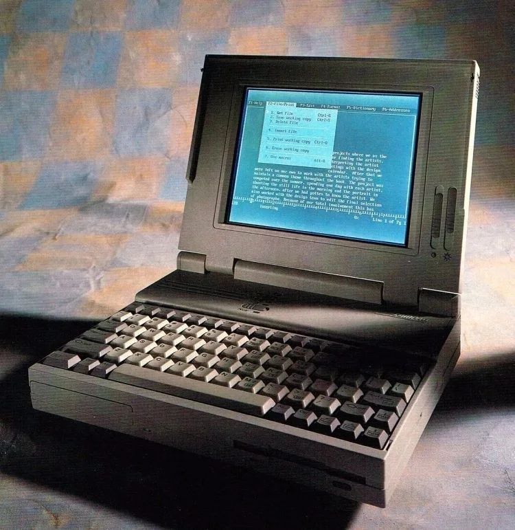 Compaq LTE 386 (1990)