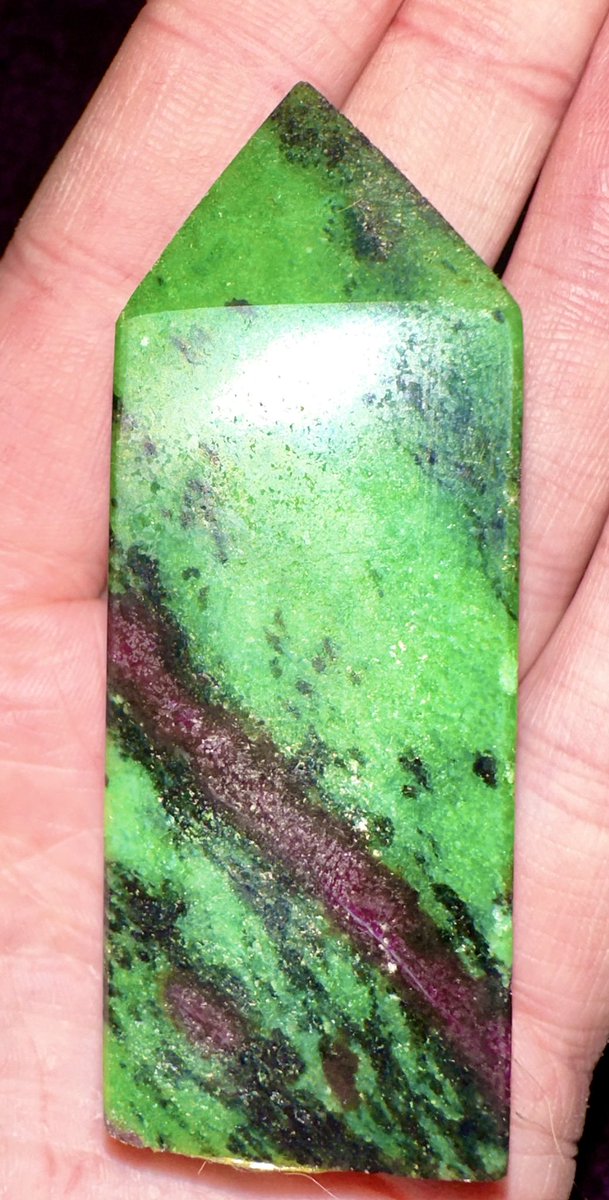 MoonChild_W333's tweet photo. @aaronmread here you go my friend think I posted those two a while ago #rubyzoisite #Crystals 🫶😊💎🫶 https://t.co/uUQleC4qjU