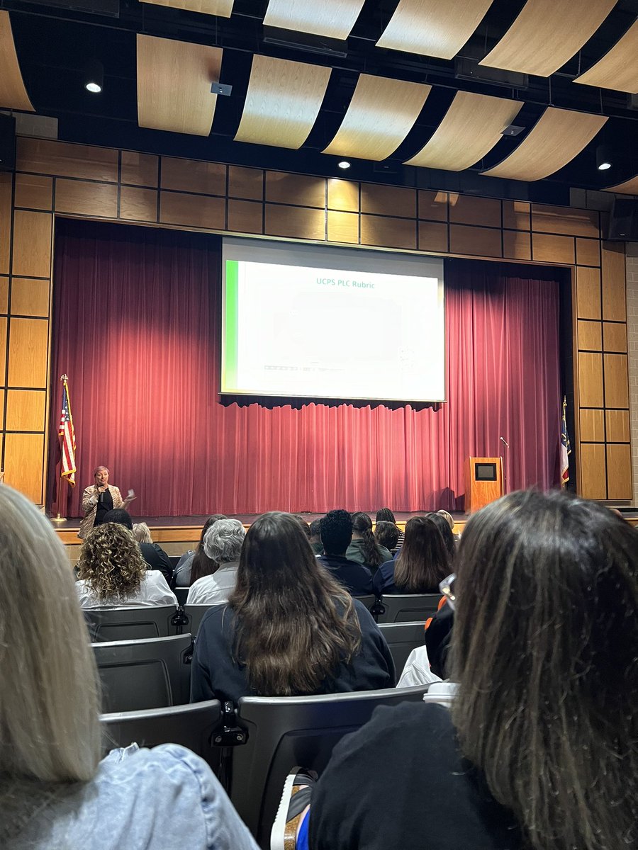 UnionvilleESNC's tweet photo. Join a High Performing School system! Today leaders are learning more about PLCs and how important collaboration is!  #bethebeat
#teamsupport 
#leadershipday
@AGHoulihan @boatcandice @UCPSNC https://t.co/itg84xGEd6