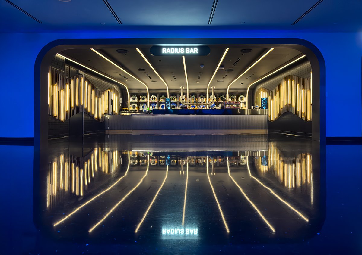 Tivoli is excited to have contributed to the lighting at the iconic Sphere in Las Vegas.  From the stunning Radius Bar to every intricate detail, our work helps create a magical ambiance for all to enjoy. Experience the brilliance of Tivoli's Flexile LG System at the Sphere!