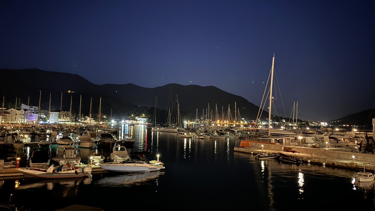 Simon Hurst tweet media