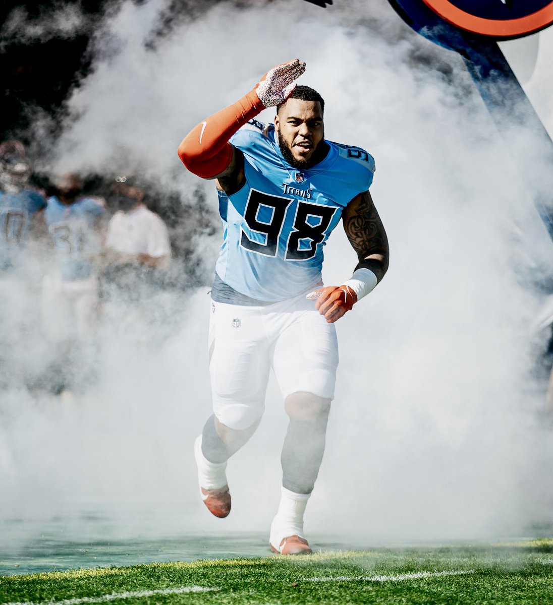jwyattsports's tweet photo. 🚨BRITCHES REPORT🚨: The @Titans will be decked out in light blue jerseys with white britches and navy socks in Saturday’s preseason opener against the @49ers. 👖 https://t.co/b8bcpy0b0F