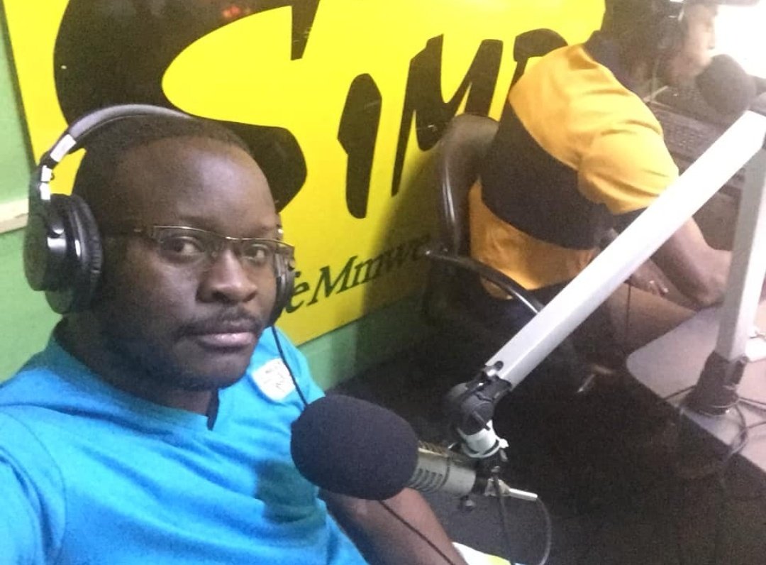 drtamalehenry's tweet photo. Long before social media was a thing to reckon with, I was on radio, teaching the nation...
Health and wellness...
#Ssimbafm
#BobFm
#CBS
#TigerFm
#MamaFm https://t.co/OJ1rduHwcK
