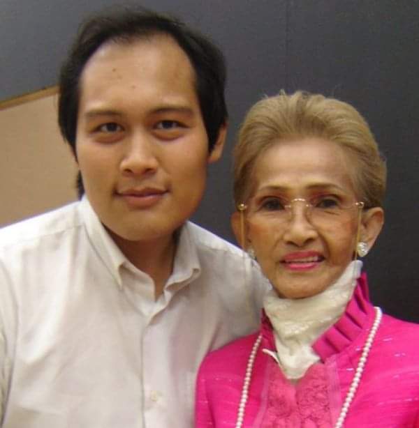 แม่ผ่องศรี