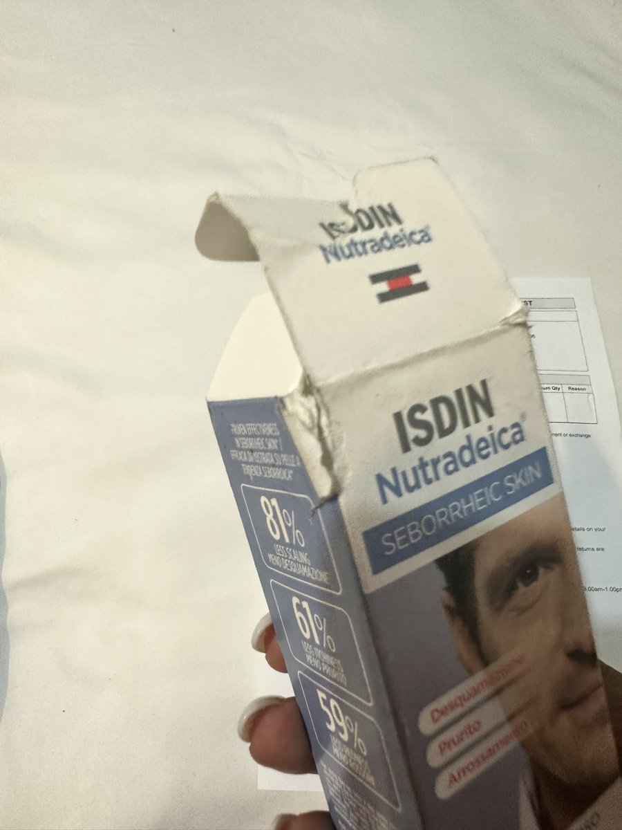 MassQue's tweet photo. @Clicks_SA I had made an online order for 2 face creams, 1 face cream was opened and used, in  old torn packing. I don’t know if this some kind of joke https://t.co/sA0GObhjzB
