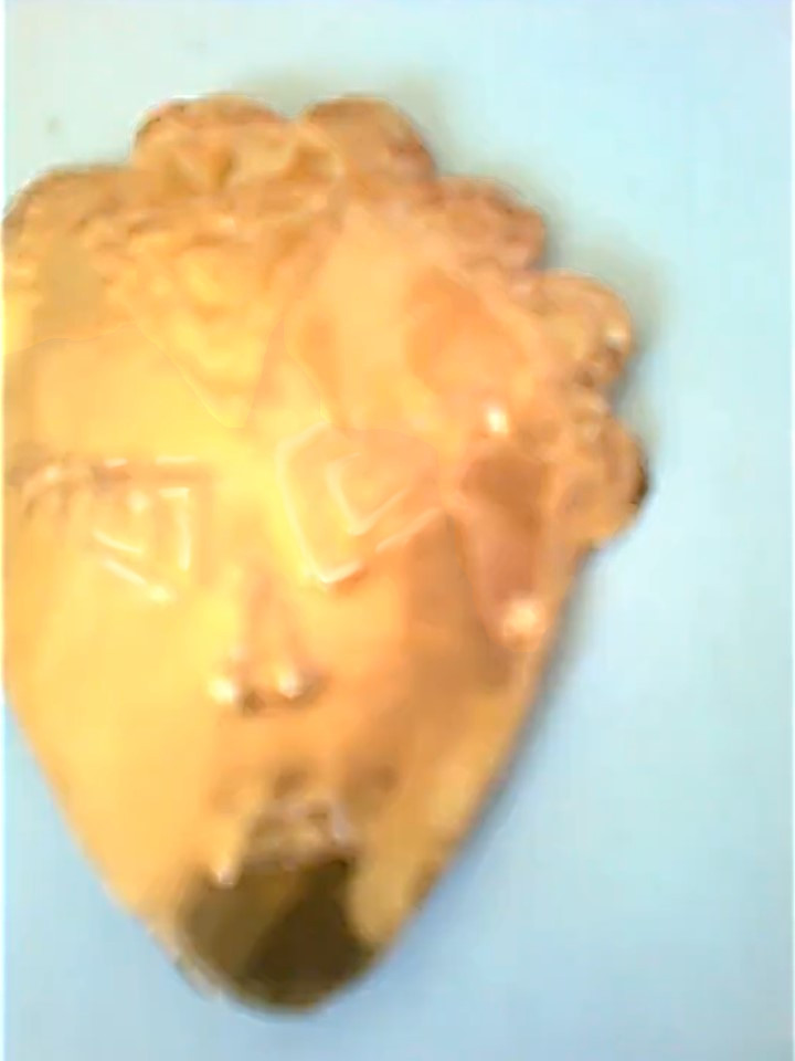 NazcaMummies's tweet photo. Golden mask artifact from footage of the citadel in nazca resurfaces 👑

 #nazcamummies #discovery #宇宙人 #ufotwitter #ufox #alien #artifact https://t.co/29dBOkBhbu