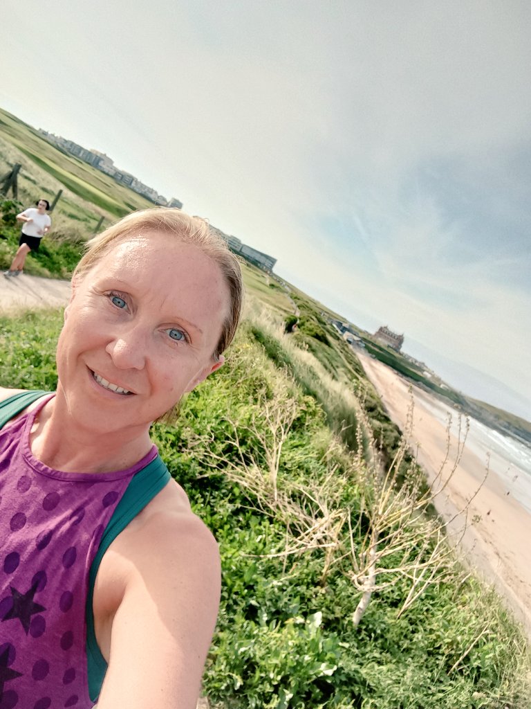 #AHPsActive early morning run #FistralBeach keep forgetting to post 😀🏃‍♀️👟