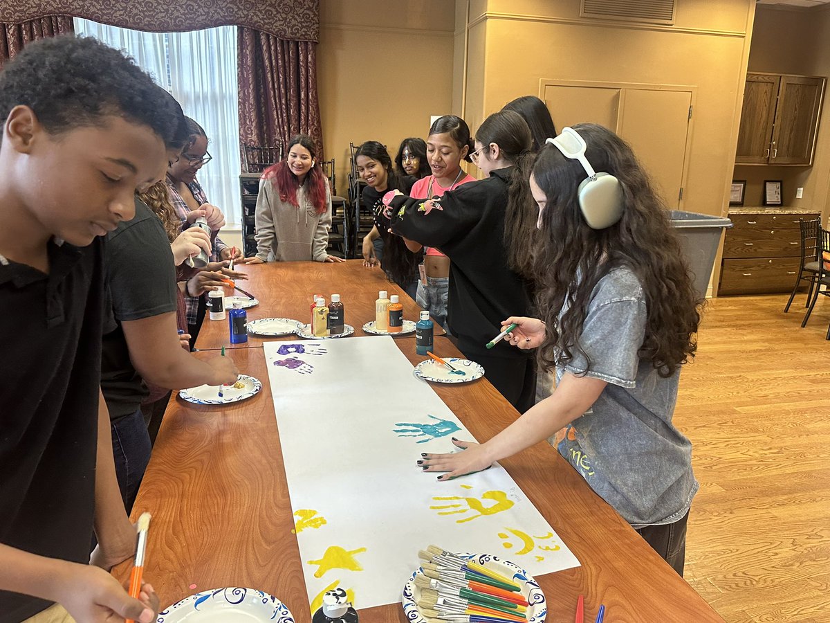 Team Building has come to a close for our Summer Session! 🎬💚

Our incoming 9th grade Early College High School students created banners that will be on display at their respective locations for the start of the academic year! 🎨🖌️