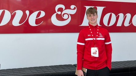 sixstarfootball's tweet photo. MIAMI (OH) PROSPECT CAMP COVERAGE I  Six Star Football takes a look at several QB prospects who impressed

⭐️Six Star Football takes a look at several talented prospects who raised profile 📈 

✍️STORY ▶️🔗 https://t.co/gJWKrCXfom

@BryceBackus42 @Devincraig2026 @DiluciaNolan @BrysenHall @LandonHall_QB27 @BrodyHasquin @JackHensle1736 @SolomonLivings8 @BraedenWallace1 @CarsonWelsh1